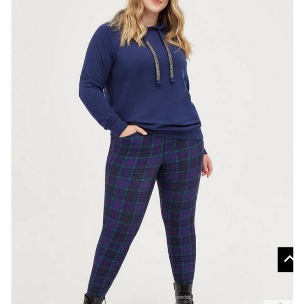 Torrid Pocket Pixie Skinny Studio Luxe Ponte High-Rise pant L 12 0R